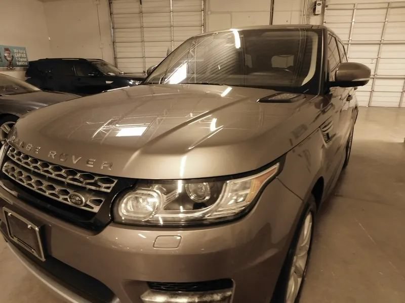 Used 2017 Land Rover Range Rover Sport HSE AWD/4WD image 9
