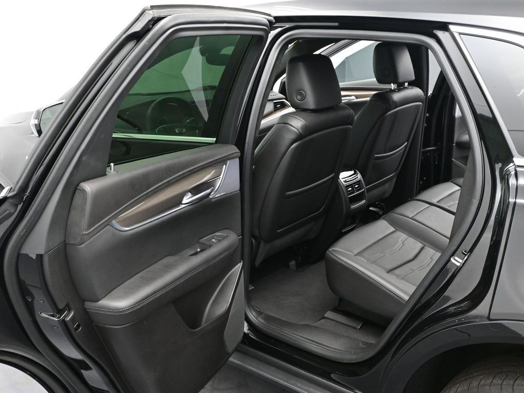 Used 2024 Cadillac XT5 Premium Luxury w/ Platinum Package image 13
