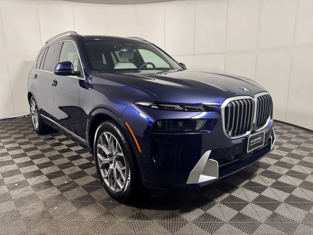 Used 2023 BMW X7 xDrive40i w/ Premium Package AWD/4WD image 7