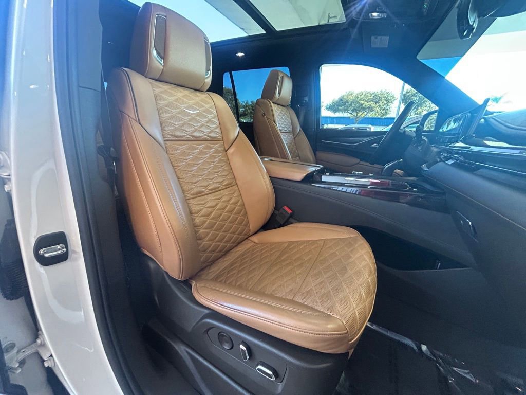 Used 2022 Cadillac Escalade Sport image 31