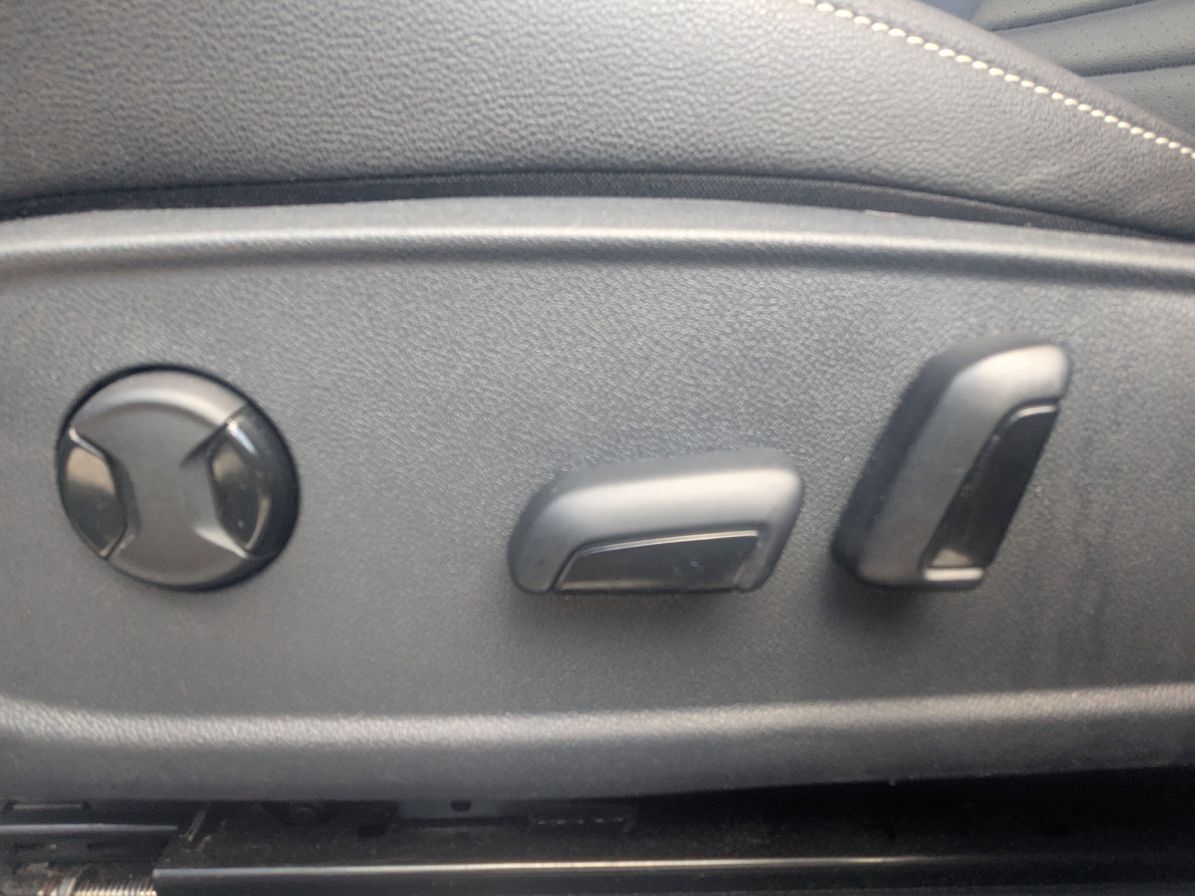 Used 2024 Volkswagen Jetta SE image 22