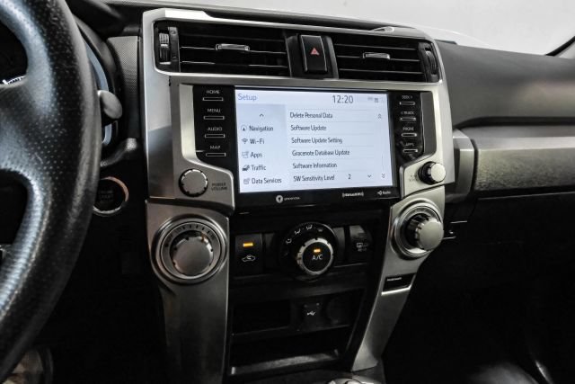 Used 2021 Toyota 4Runner SR5 Premium AWD/4WD image 39