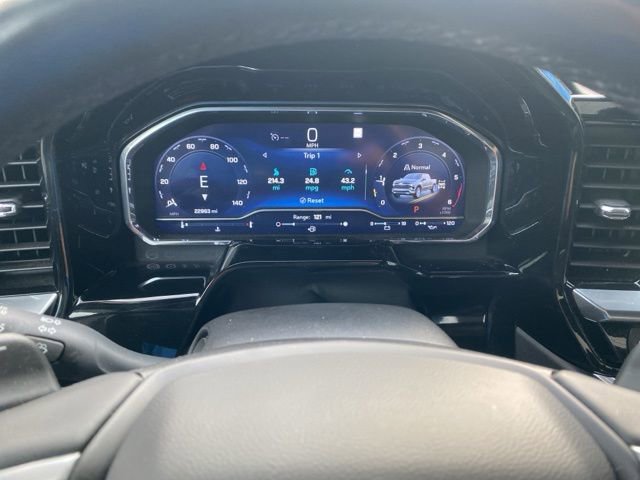 Used 2023 Chevrolet Silverado 1500 RST image 9