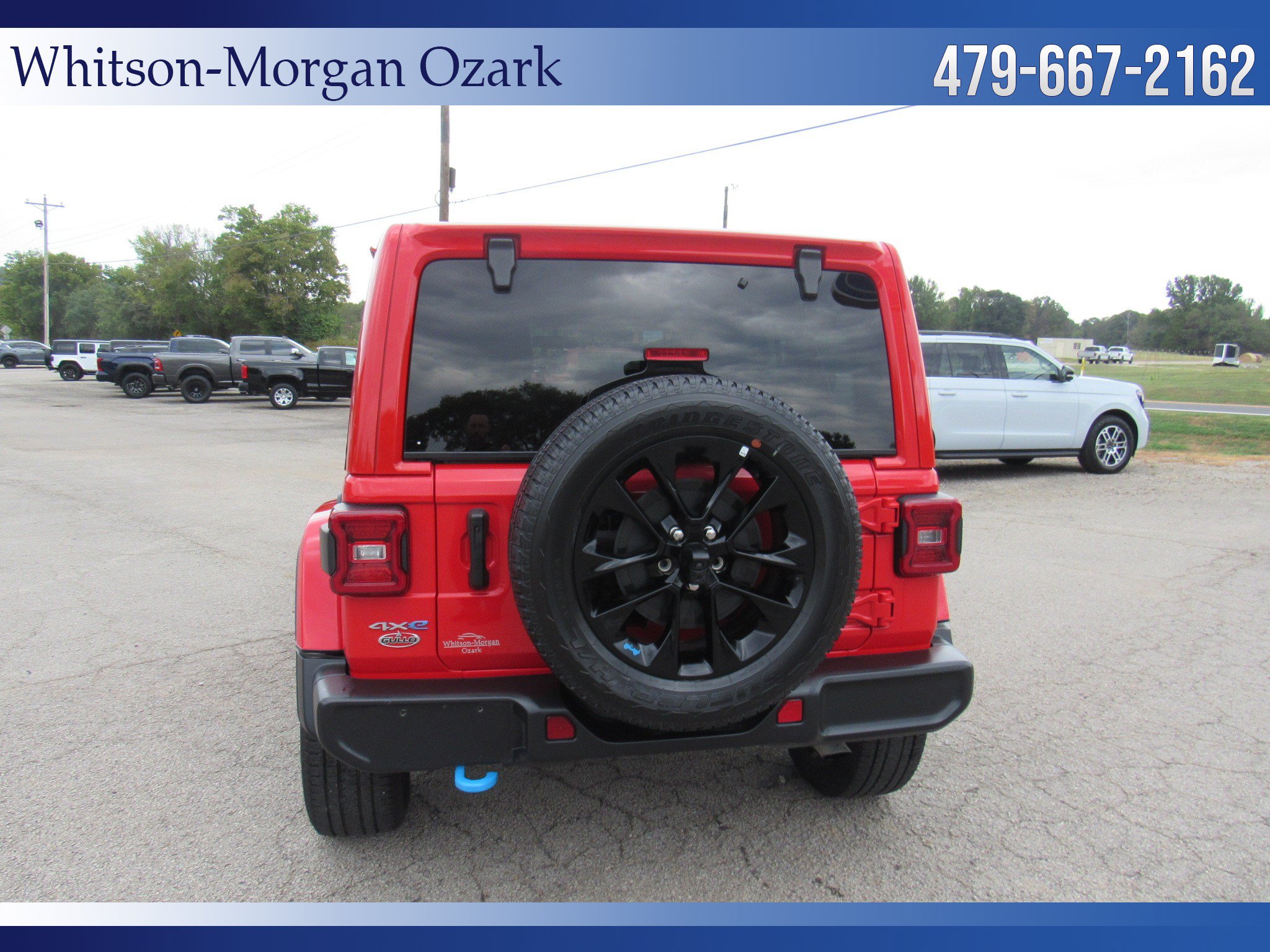 Used 2022 Jeep Wrangler Unlimited Sahara w/ Cold Weather Group AWD/4WD image 13