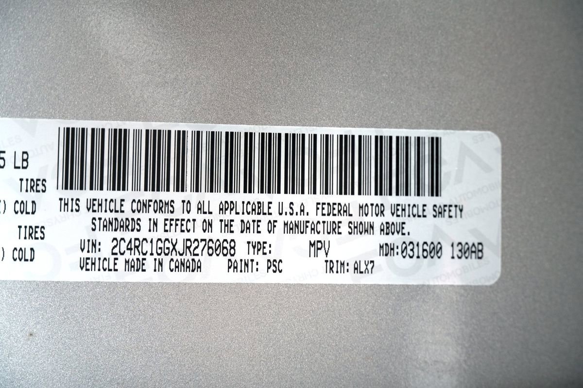 Used 2018 Chrysler Pacifica Limited FWD image 43