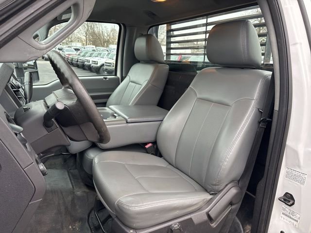 Used 2012 Ford F450 XL image 4