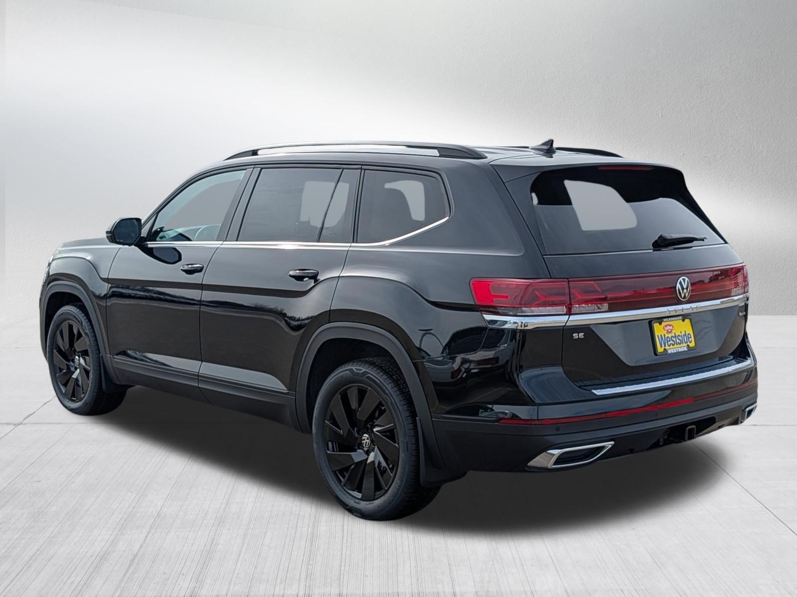 New 2026 Volkswagen Atlas SE AWD/4WD image 2
