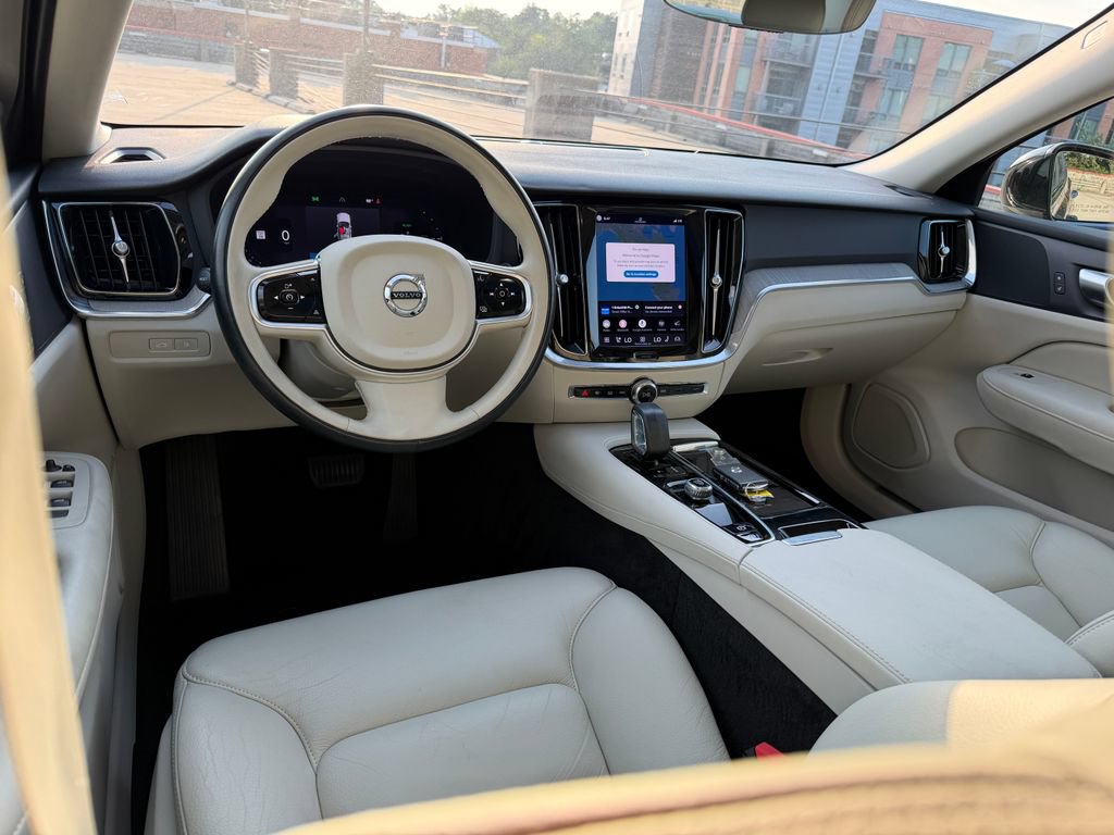 Certified 2024 Volvo S60 T8 Plus w/ Climate Package AWD/4WD image 10