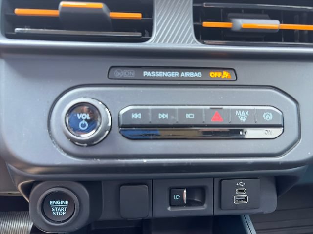 Used 2025 Ford Maverick Tremor AWD/4WD image 17