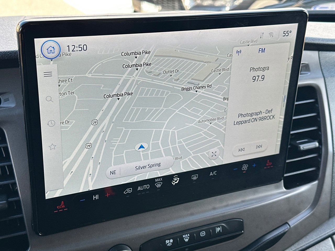 Used 2022 Ford Transit 350 XLT image 30