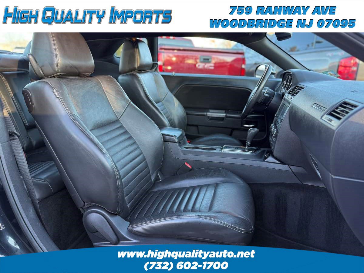 Used 2013 Dodge Challenger R/T Plus image 21