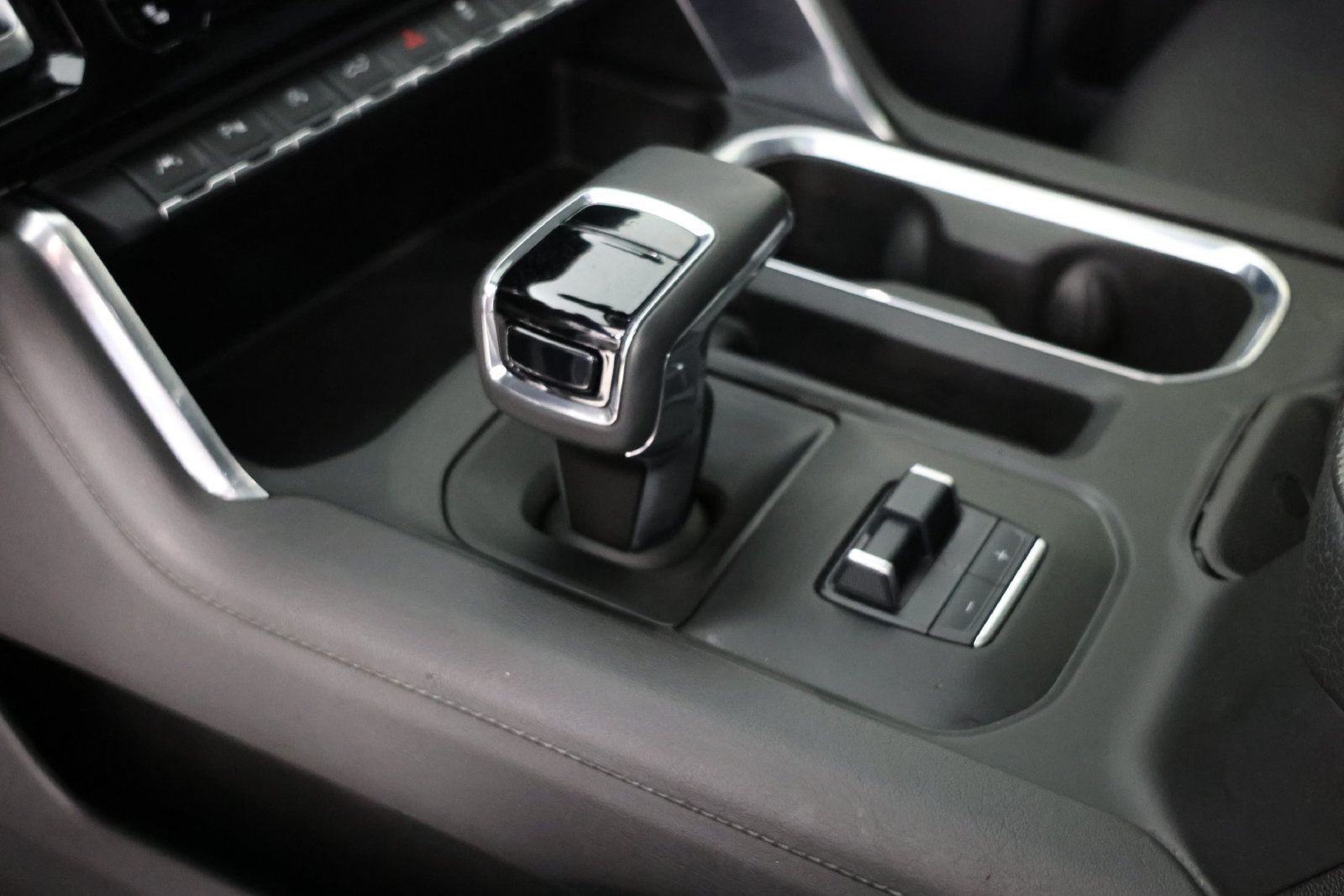 Used 2023 GMC Sierra 1500 Denali AWD/4WD image 6