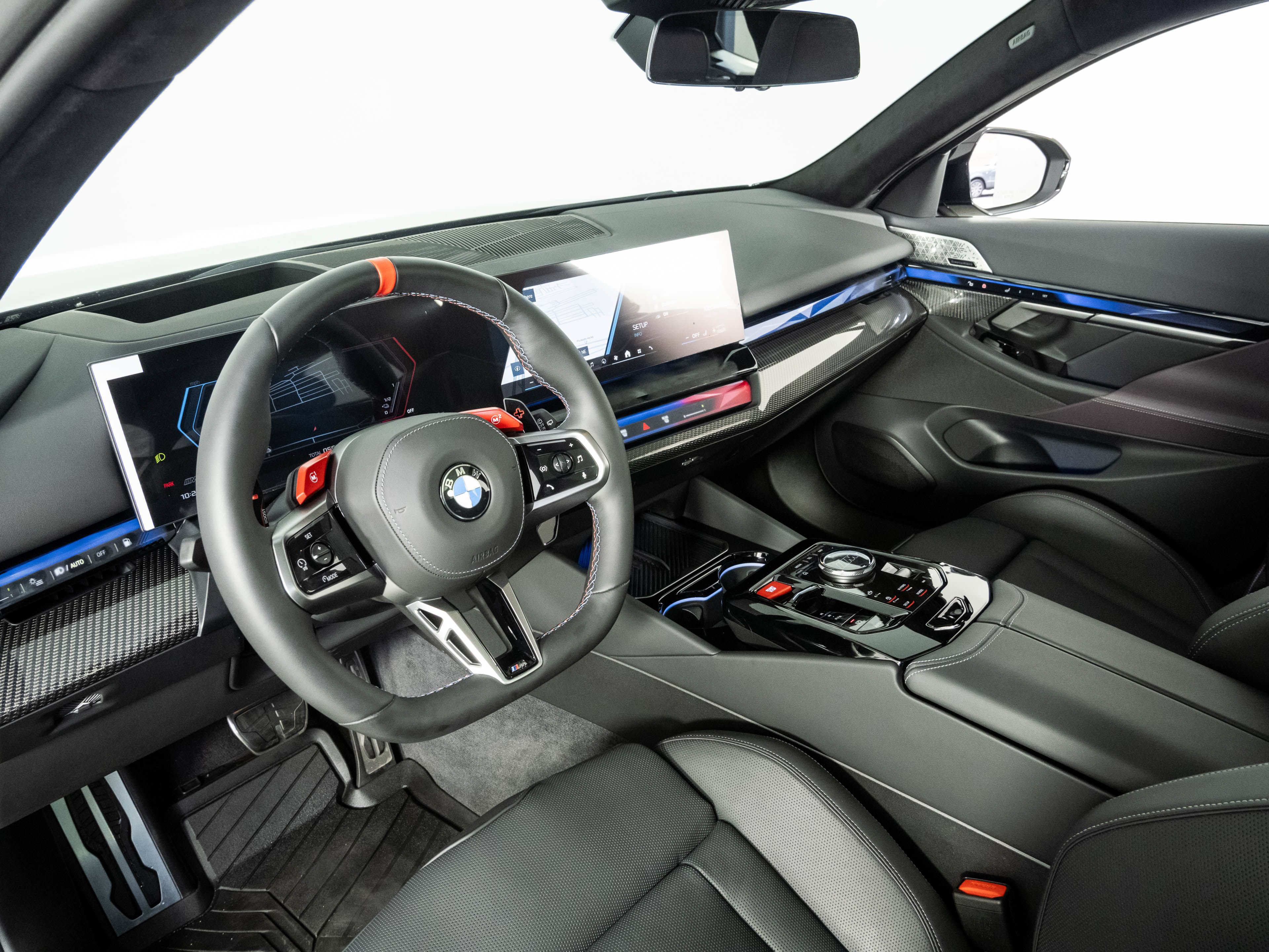 Used 2026 BMW M5 Touring AWD/4WD image 4