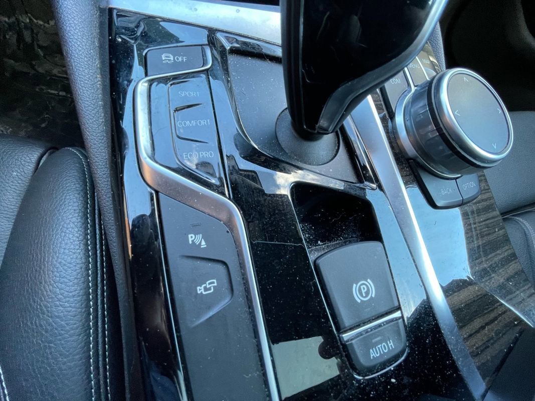 Used 2018 BMW 530i xDrive image 20