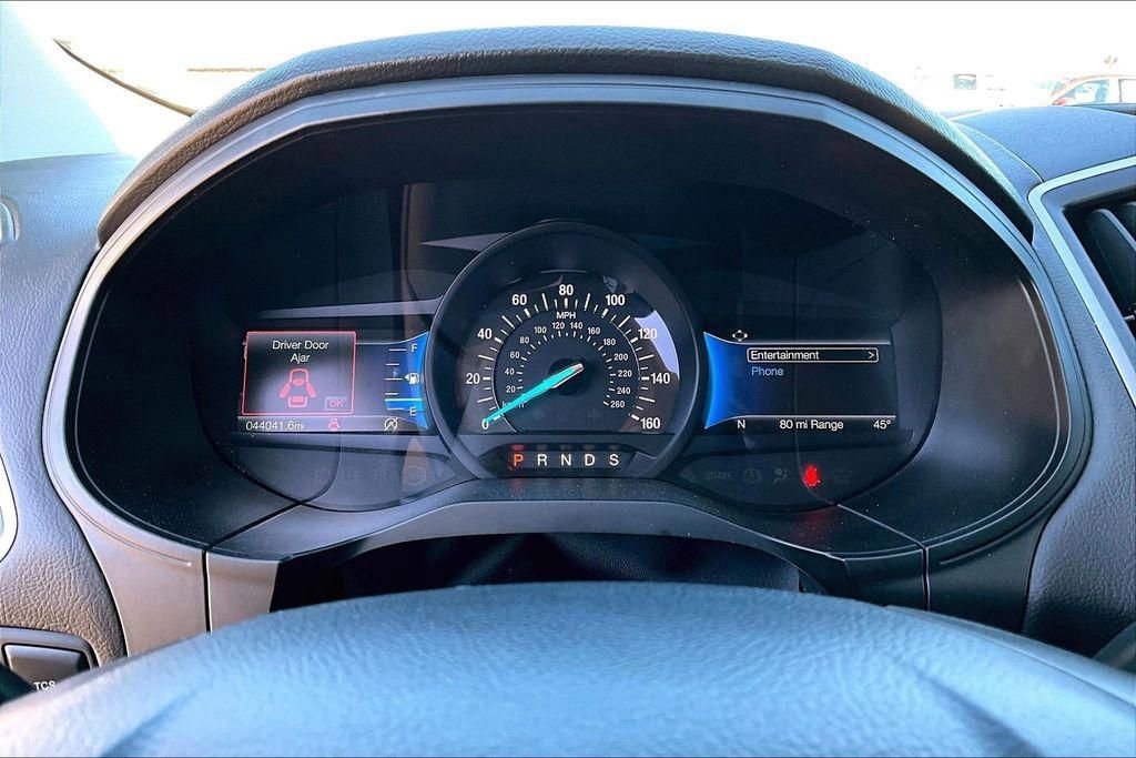 Used 2022 Ford Edge SE w/ Black Appearance Package image 20