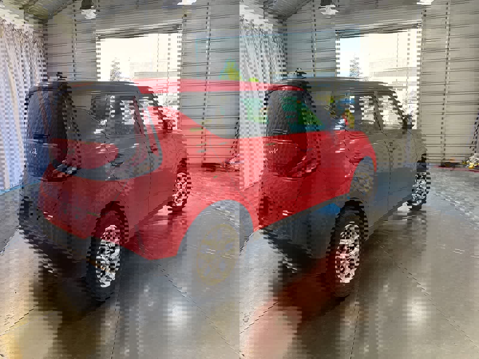 Used 2025 Kia Soul LX w/ LX Technology Package image 5