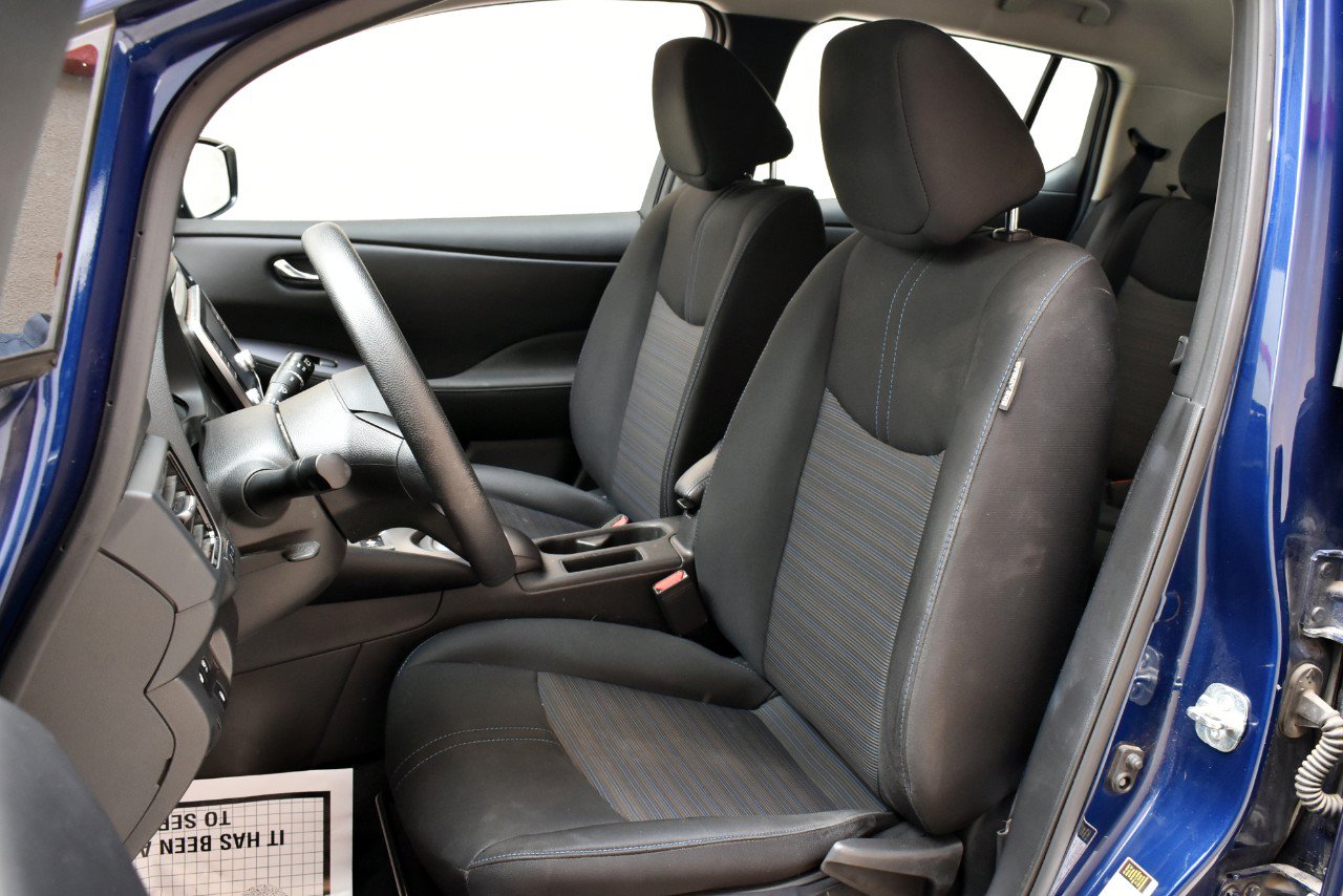 Used 2025 Nissan Leaf S FWD image 13