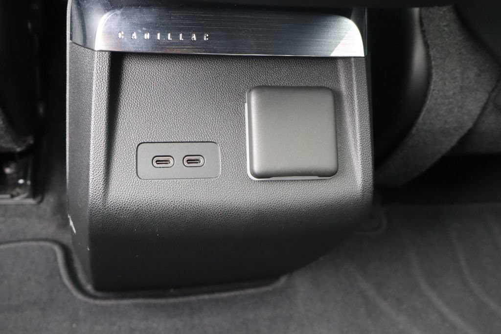 Used 2024 Cadillac Lyriq Sport RWD image 25