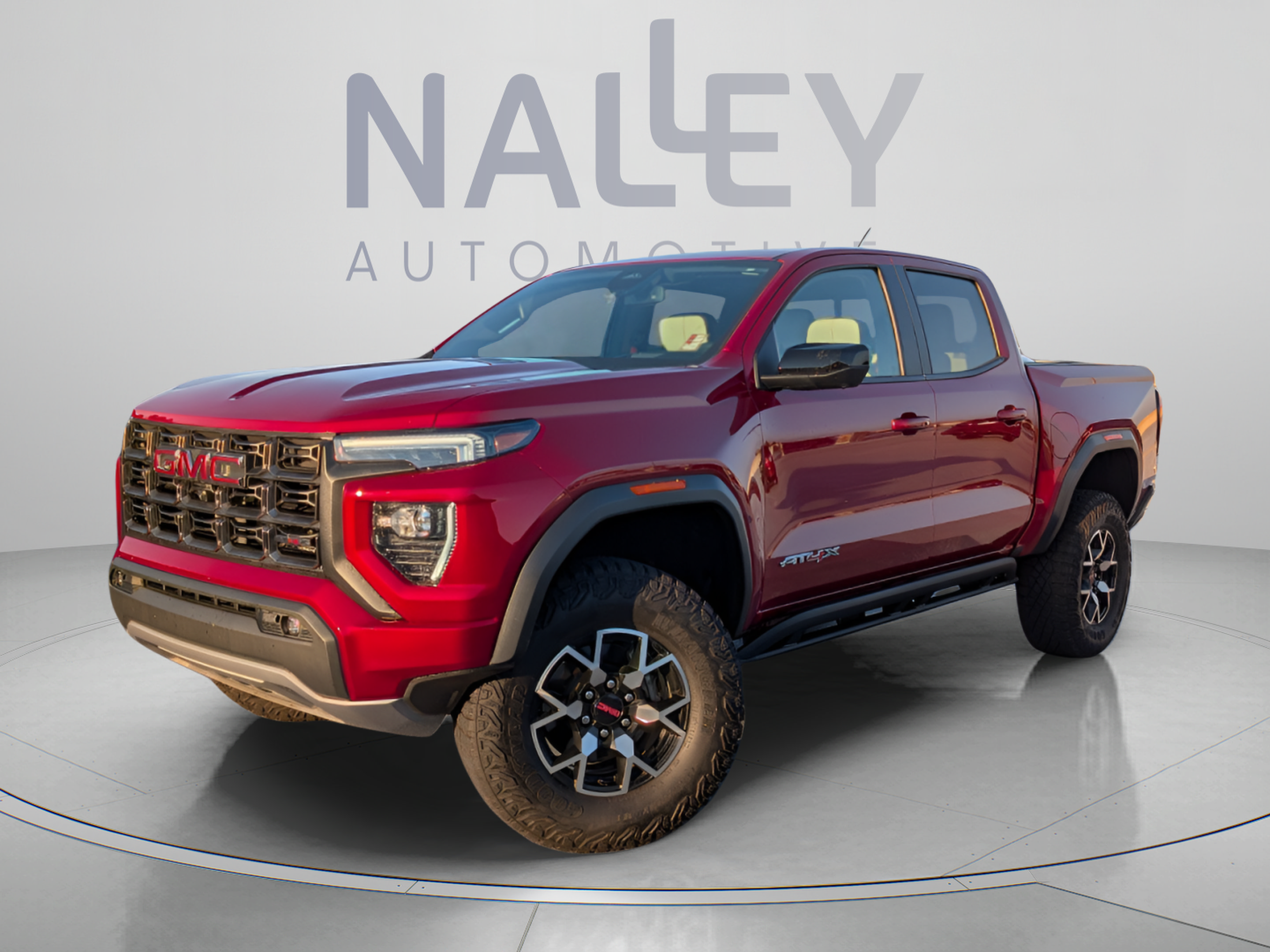 Used 2025 GMC Canyon AT4 w/ AT4X Package AWD/4WD image 1