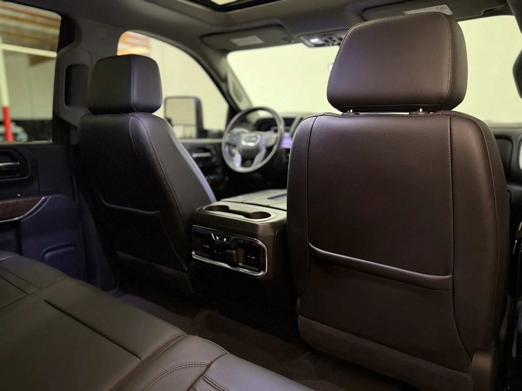 Used 2020 GMC Sierra 2500 Denali w/ Denali Ultimate Package AWD/4WD image 33