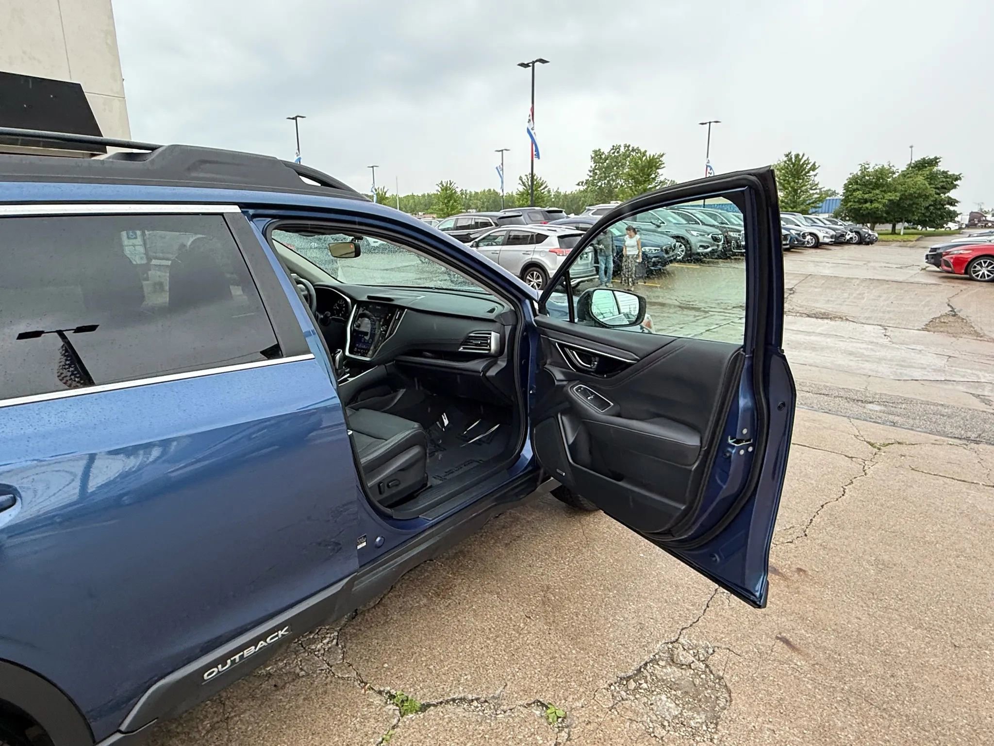 Used 2022 Subaru Outback Limited image 26