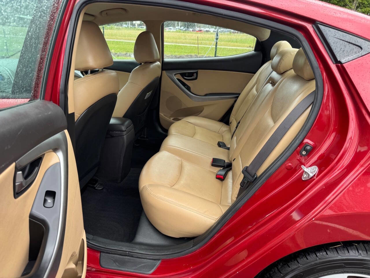 Used 2013 Hyundai Elantra GLS w/ Preferred Pkg image 17