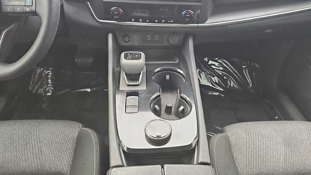Certified 2024 Nissan Rogue SV AWD/4WD image 18