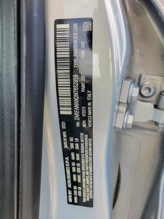 Used 2022 Alfa Romeo Giulia Sprint image 24