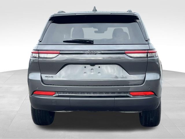 New 2025 Jeep Grand Cherokee Altitude image 6
