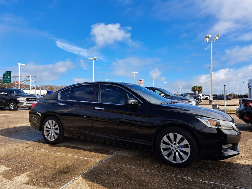 Used 2013 Honda Accord Touring image 3