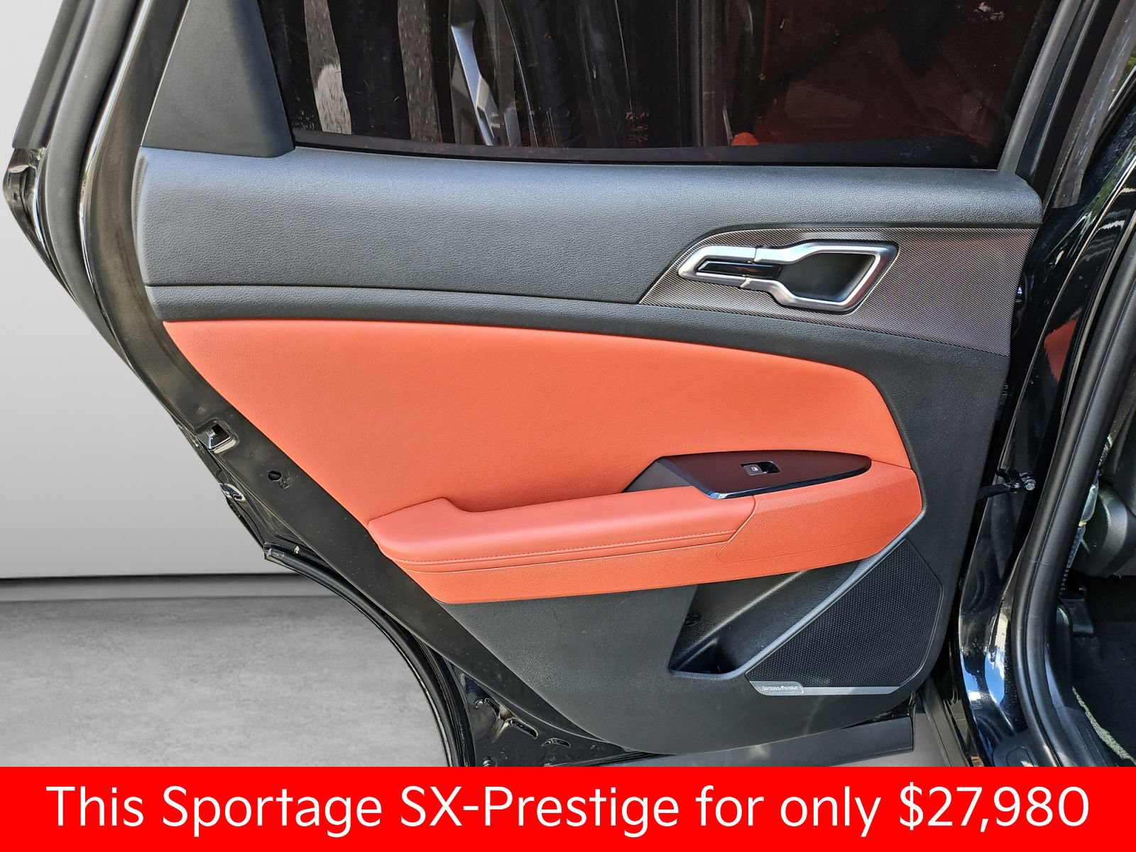 Used 2025 Kia Sportage SX FWD image 35