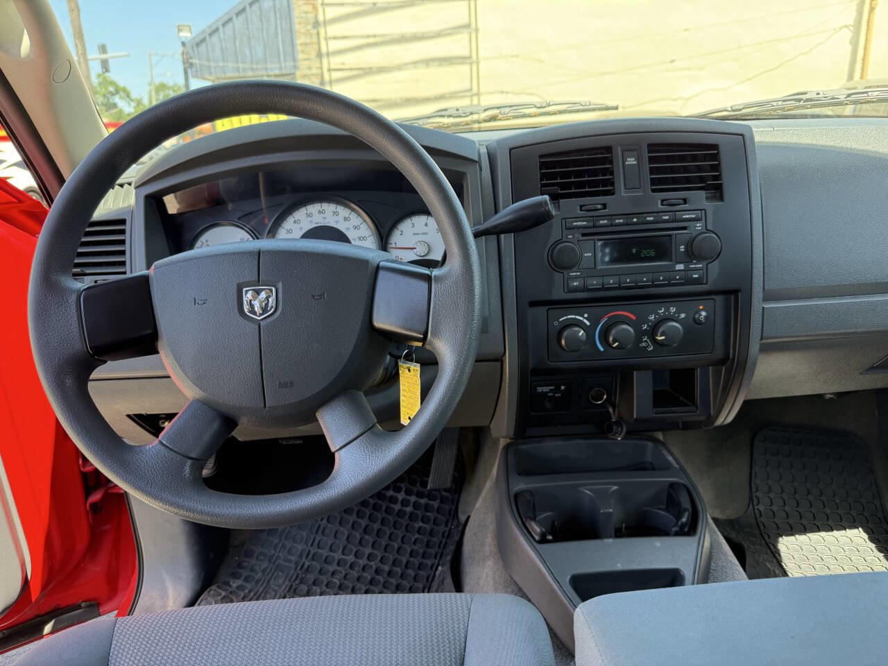 Used 2005 Dodge Dakota ST RWD image 14