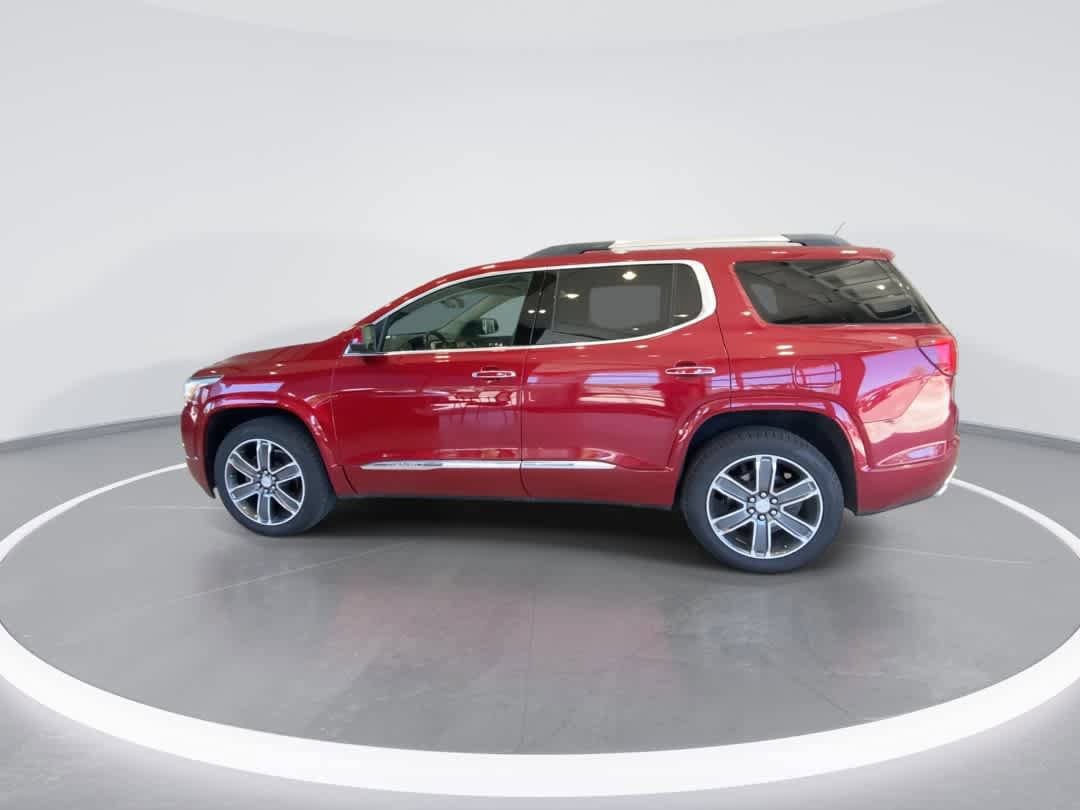 Used 2019 GMC Acadia Denali w/ Technology Package AWD/4WD image 5