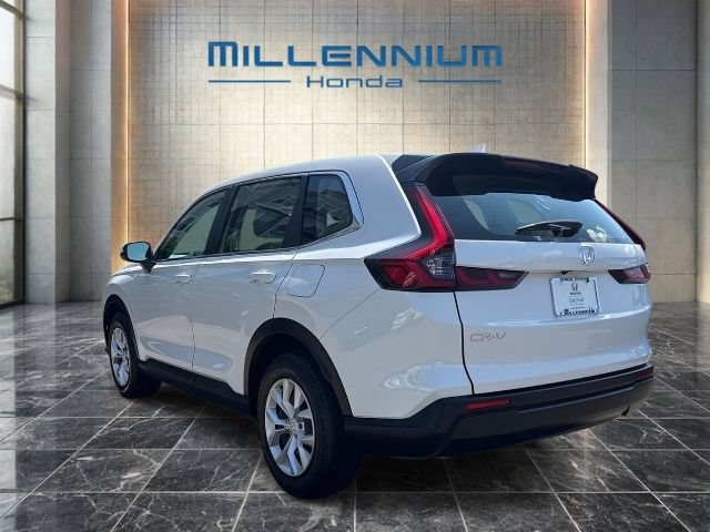 Used 2024 Honda CR-V LX image 3