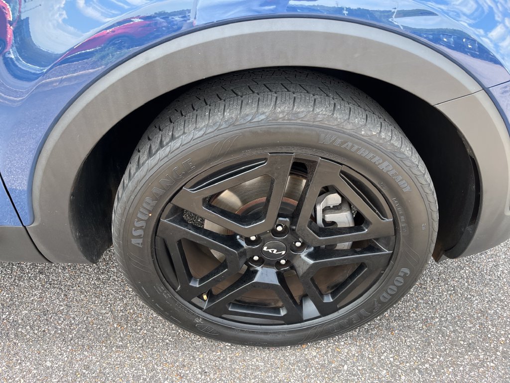 Used 2023 Kia Telluride S AWD/4WD image 11