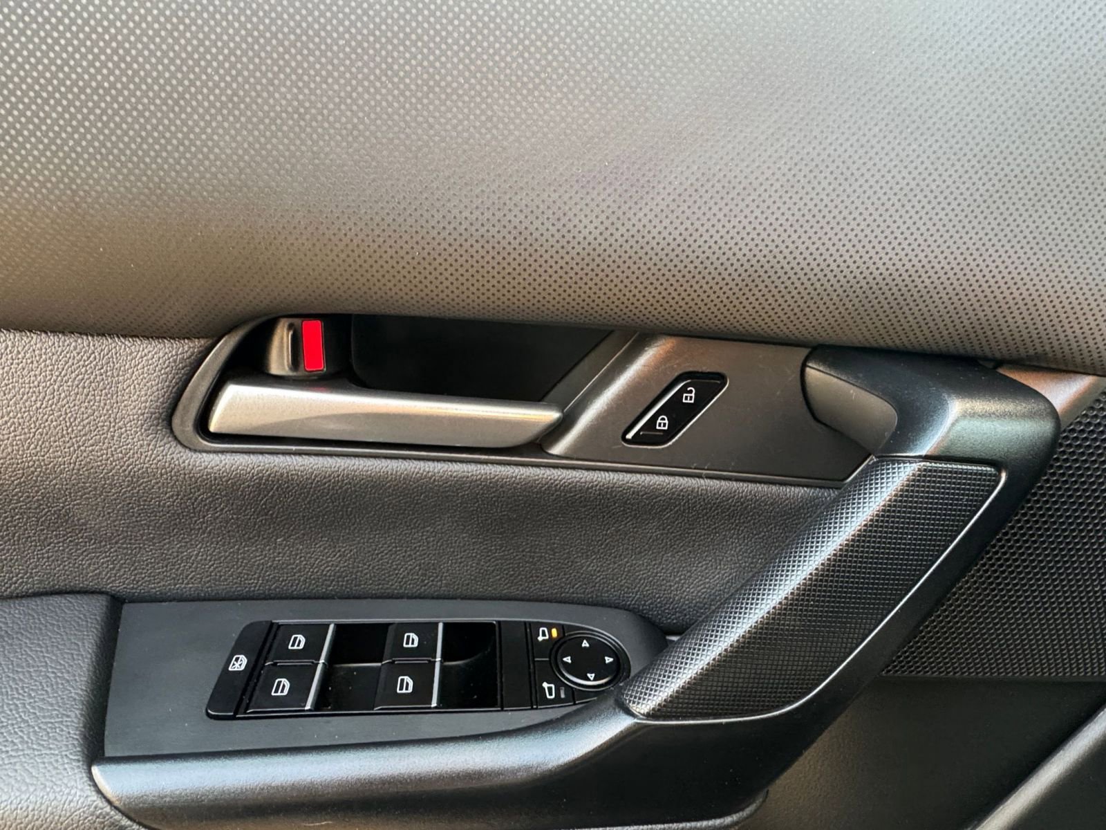 Used 2025 MAZDA CX-50 AWD 2.5 S w/ Preferred Package image 20