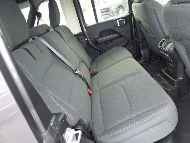 Used 2025 Jeep Wrangler Unlimited Sahara w/ Safety Group image 44