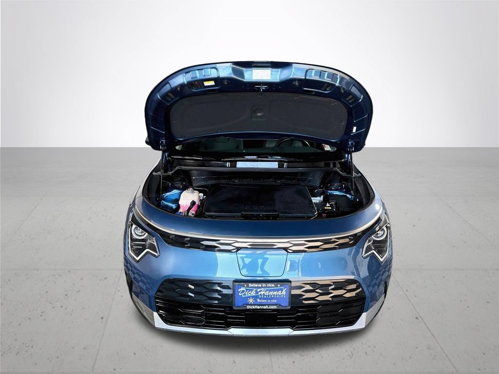 Certified 2023 Kia Niro Wind FWD image 23