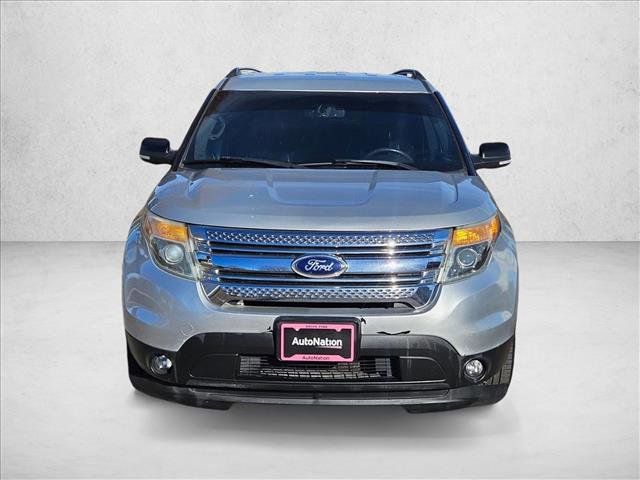 Used 2013 Ford Explorer XLT image 2