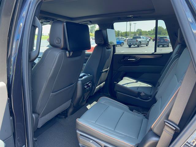 New 2026 GMC Yukon AT4 w/ AT4 Premium Plus Package AWD/4WD image 14