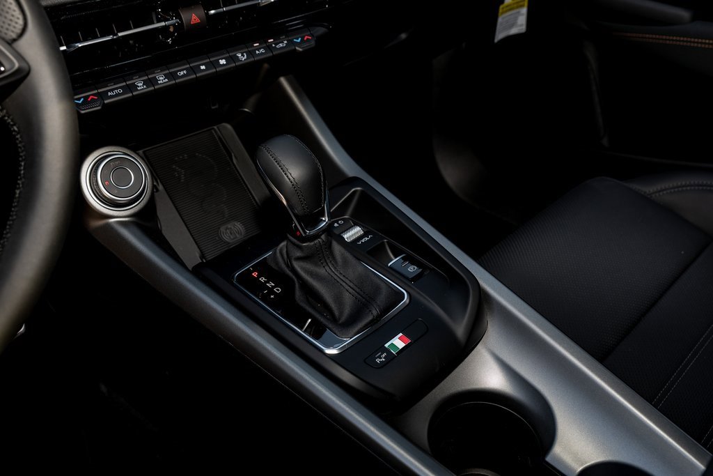 New 2025 Alfa Romeo Tonale w/ Premium Package image 34