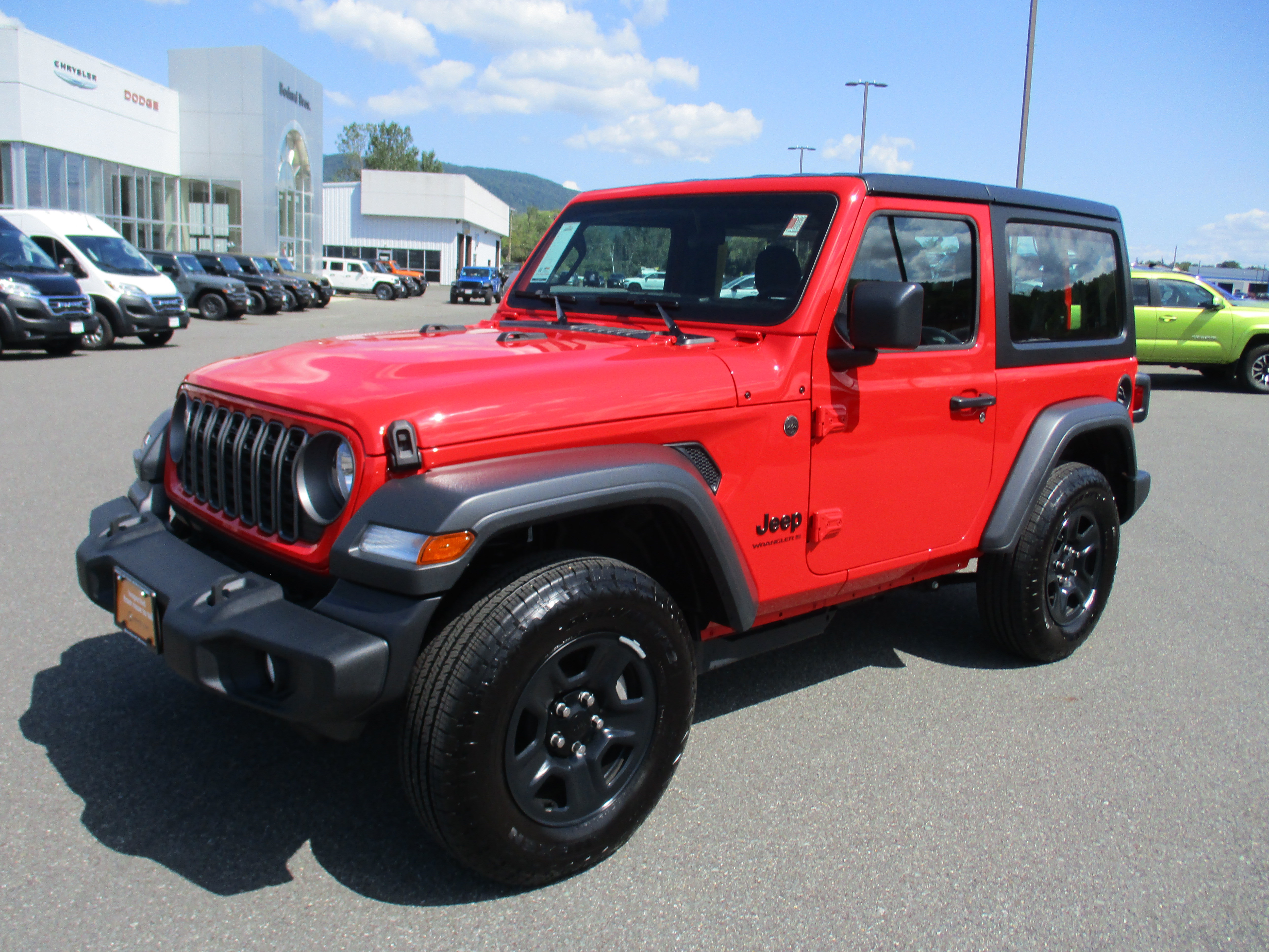 Certified 2026 Jeep Wrangler Sport AWD/4WD image 1