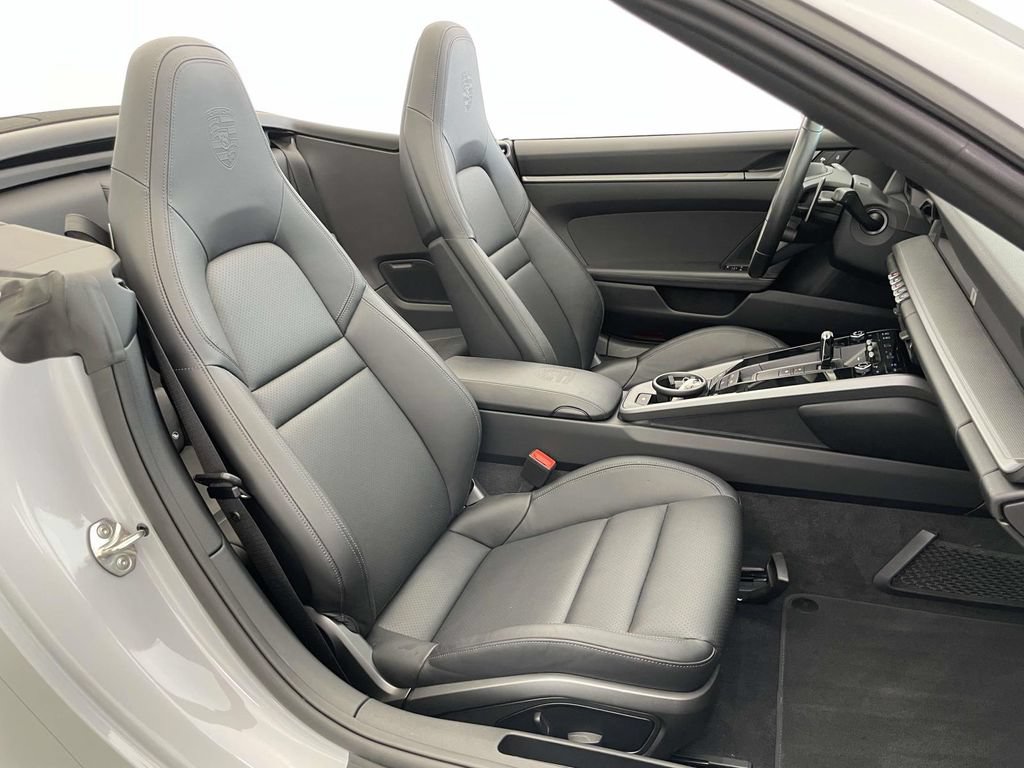 Certified 2024 Porsche 911 Carrera 4S AWD/4WD image 20