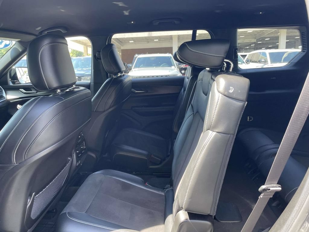 Certified 2023 Jeep Grand Cherokee L Laredo AWD/4WD image 20