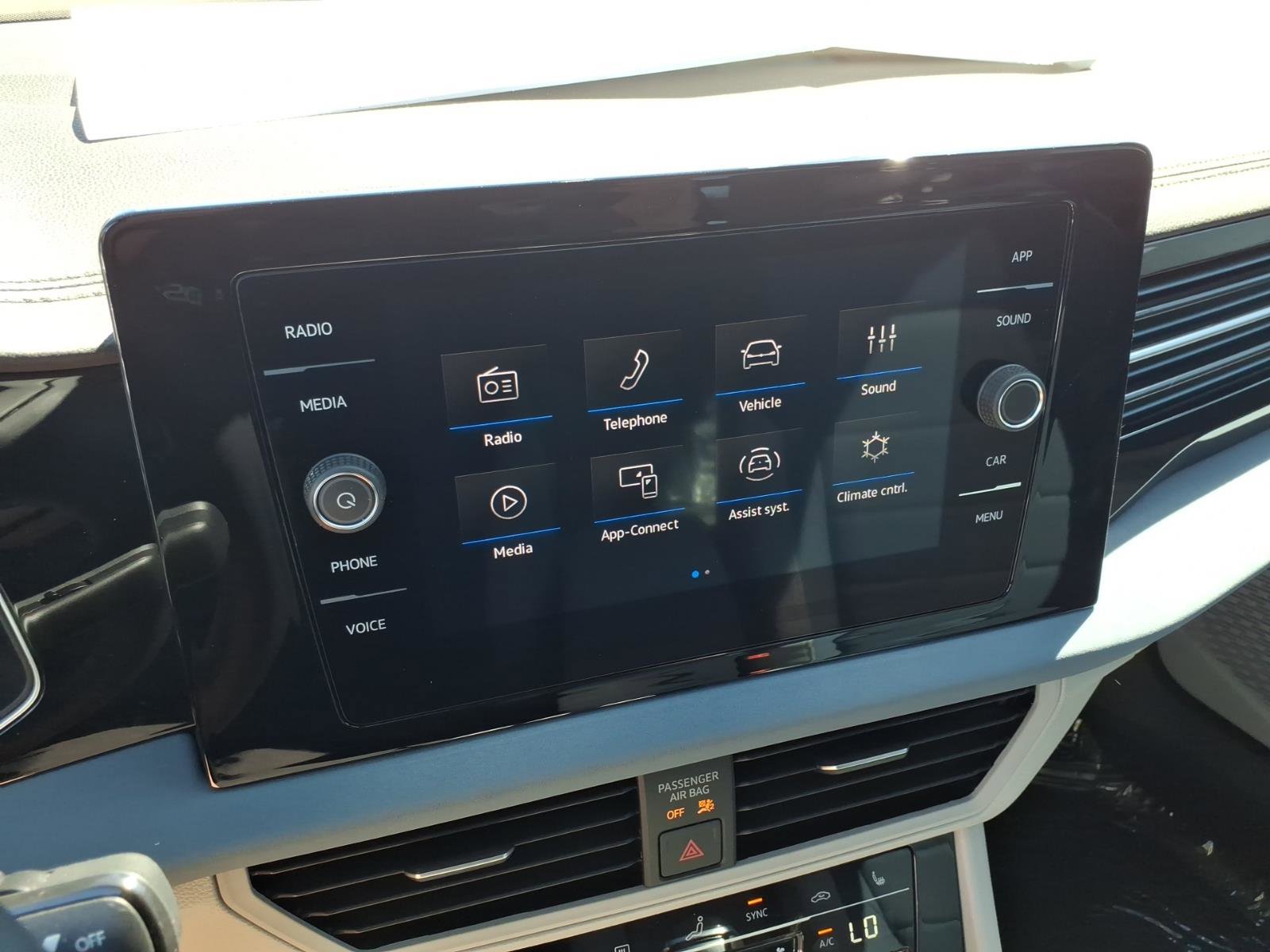 New 2026 Volkswagen Jetta SE image 17