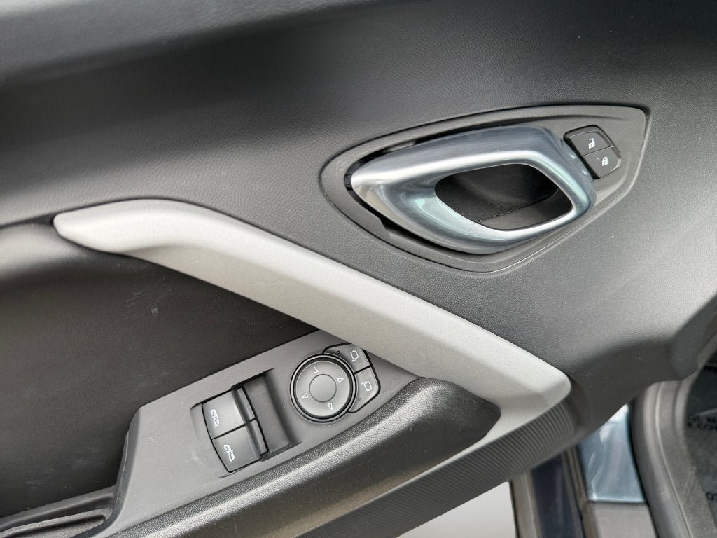 Used 2022 Chevrolet Camaro LS RWD image 22
