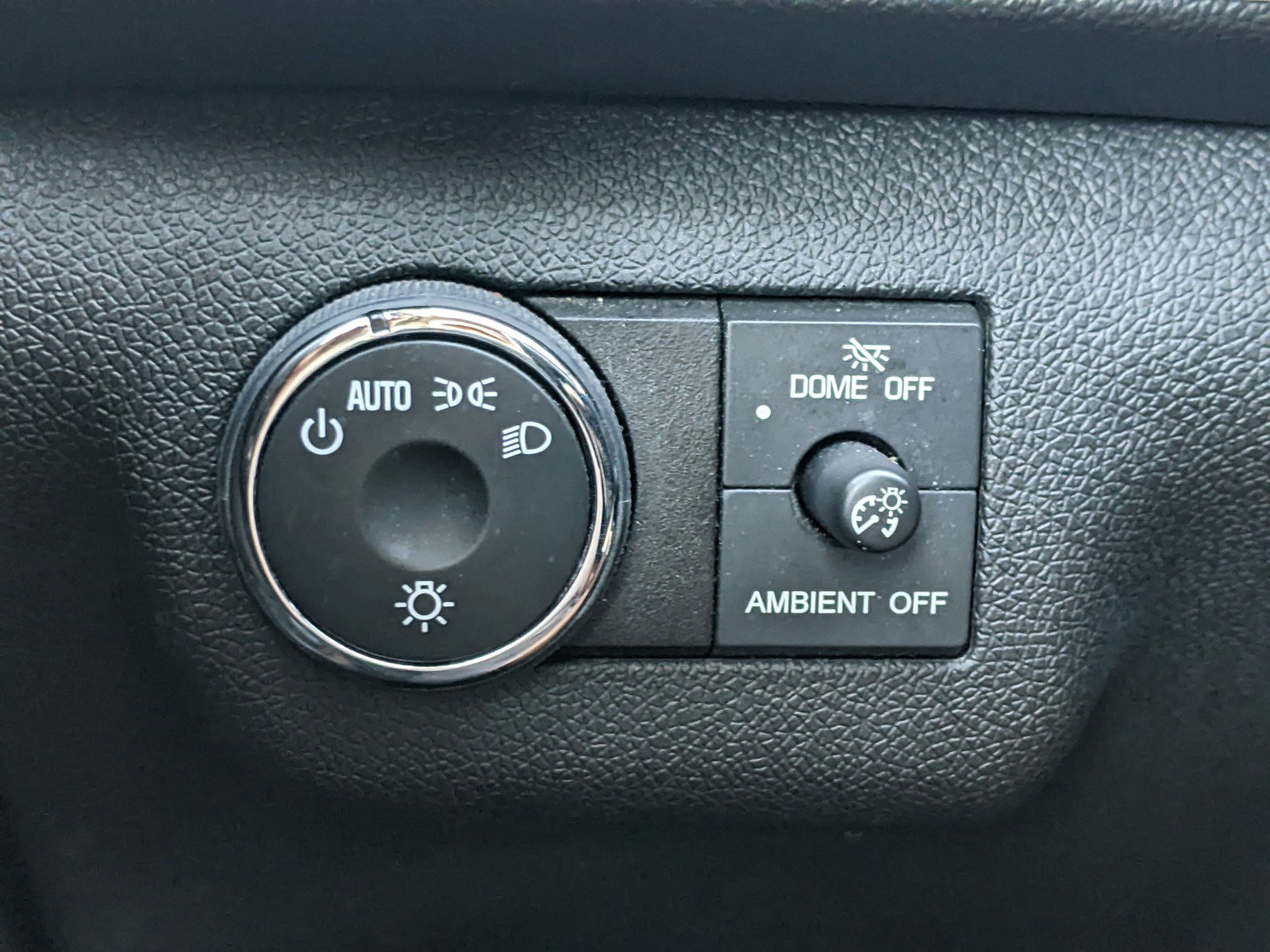 Used 2016 GMC Acadia SLE image 20