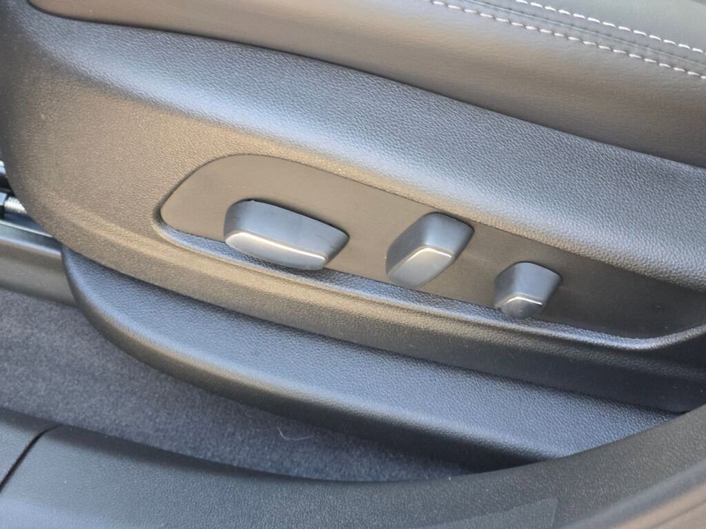 New 2025 Cadillac XT5 Premium Luxury image 25