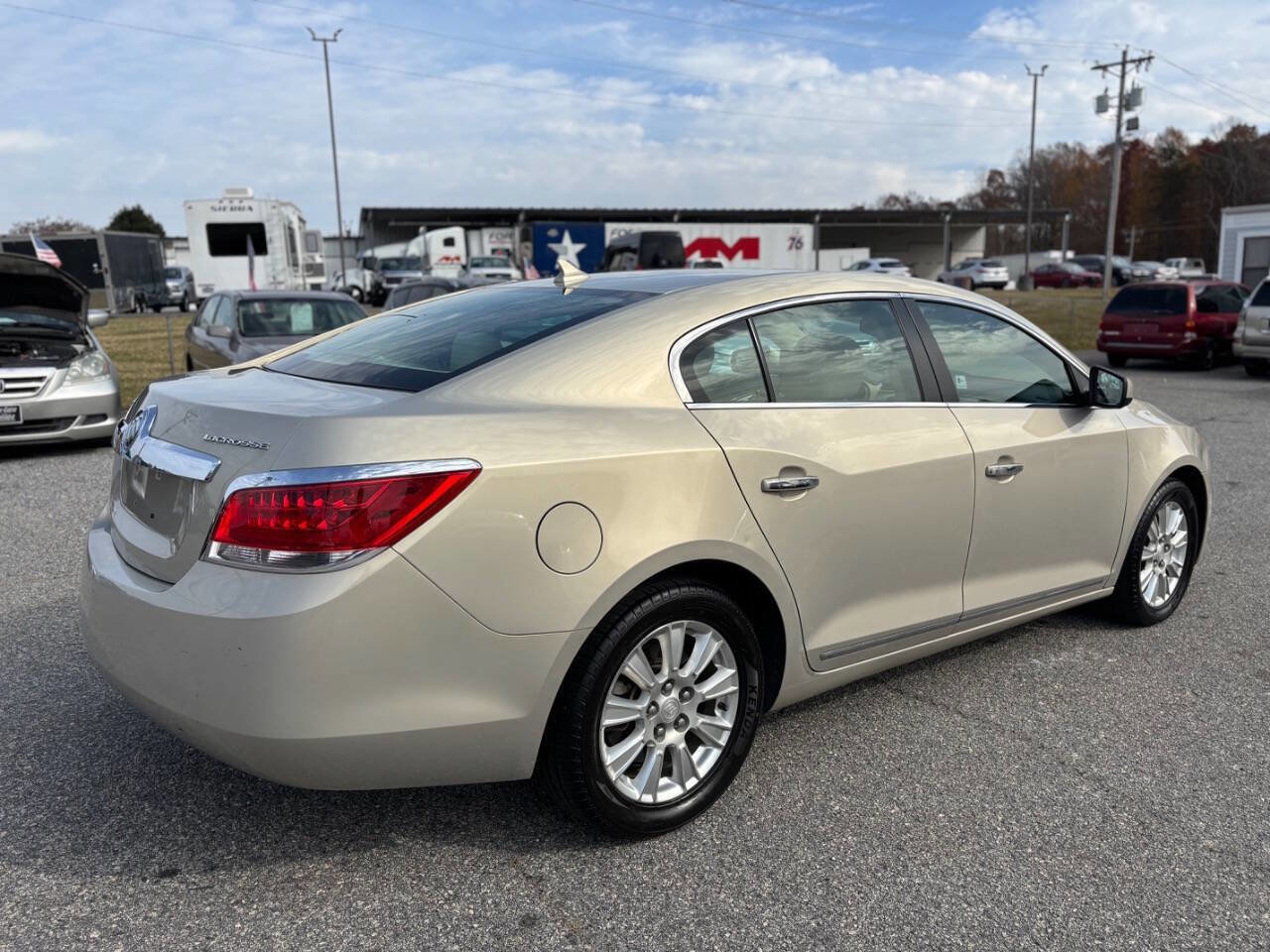 Used 2011 Buick LaCrosse CX image 7