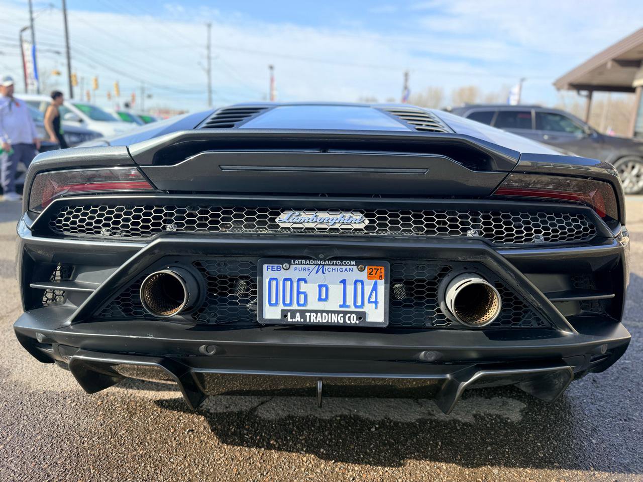 Used 2021 Lamborghini Huracan EVO image 14